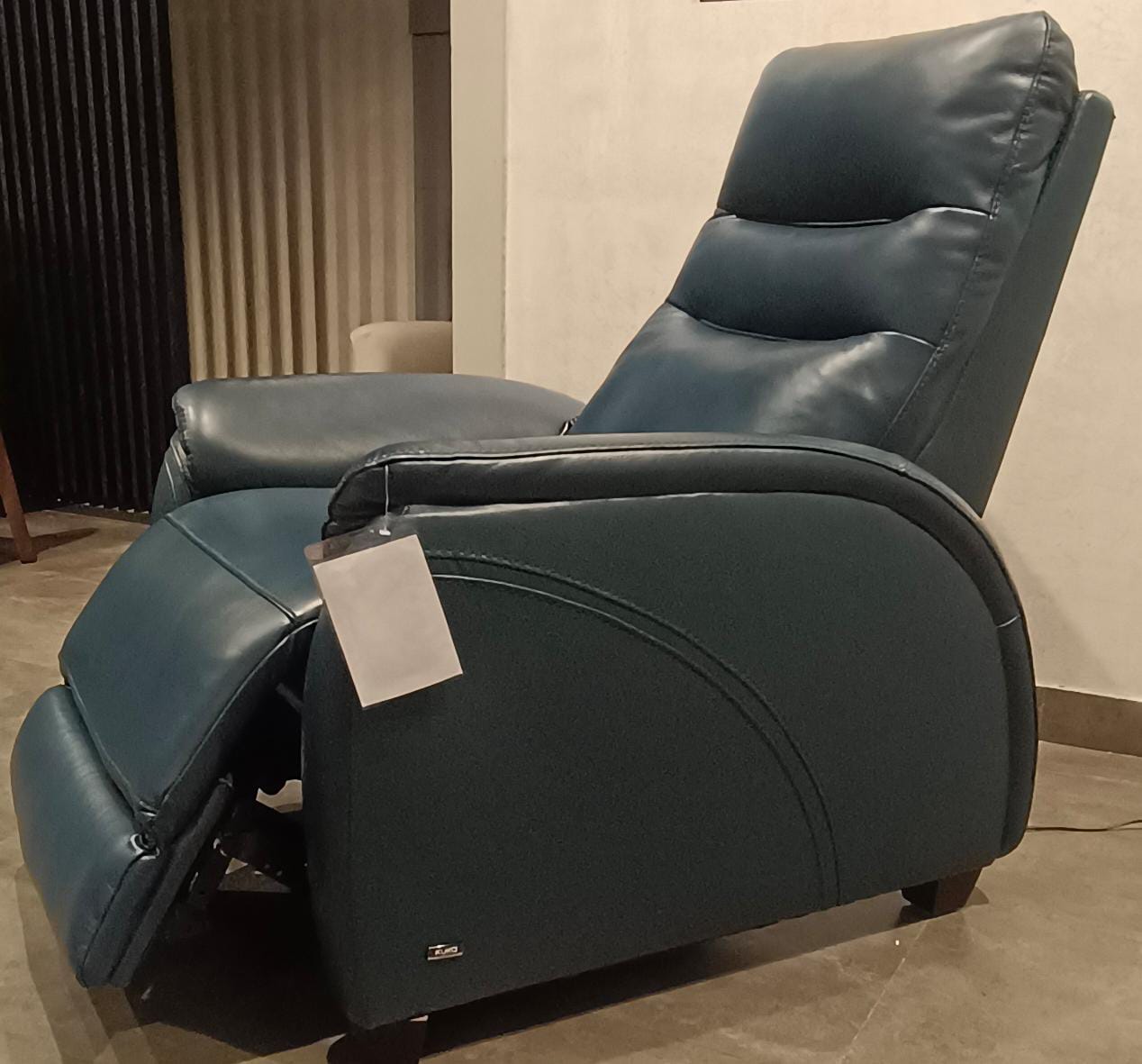 KM.A121 - 1 SEATER RECLINER(ELECTRIC) - STJ