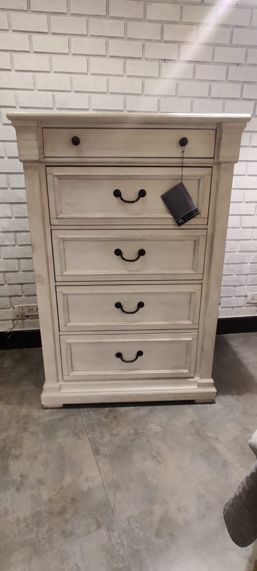 B647-146 - CHEST OF DRAWER - CBD