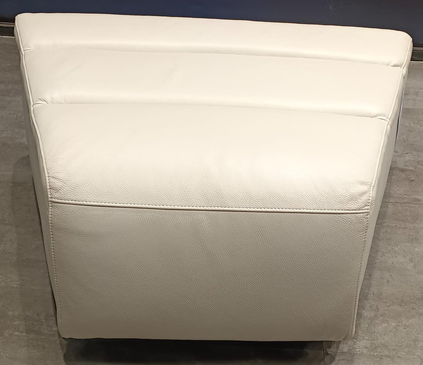 D2203 - OTTOMAN - STJ