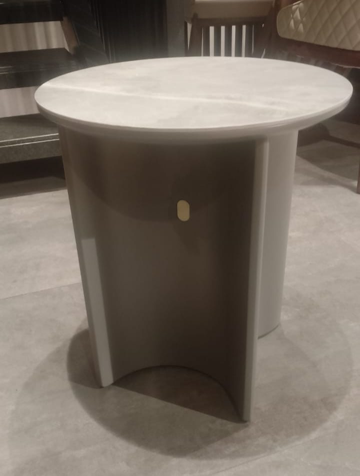 PT3018TB - SIDE TABLE - STJ