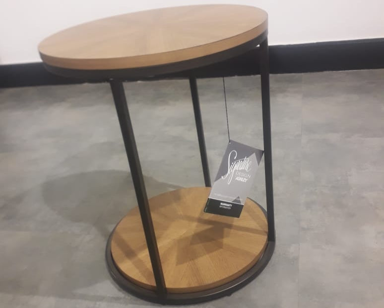 T964-6 - END TABLE - CBD