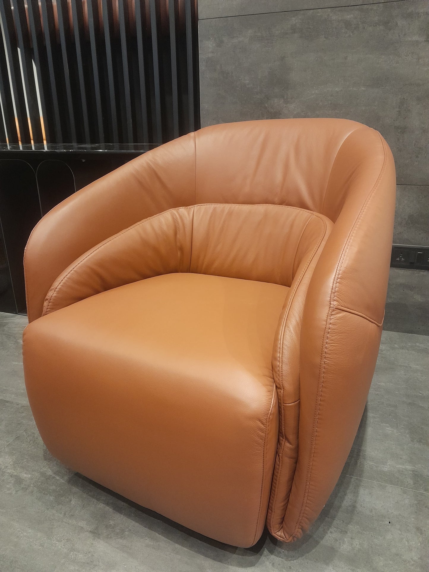 C218-0-6-14 - SWIVEL CHAIR - MDP