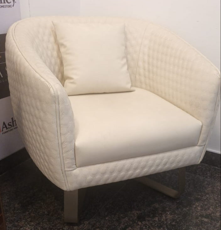 MB003A(2) - SIDE CHAIR - OUTLET