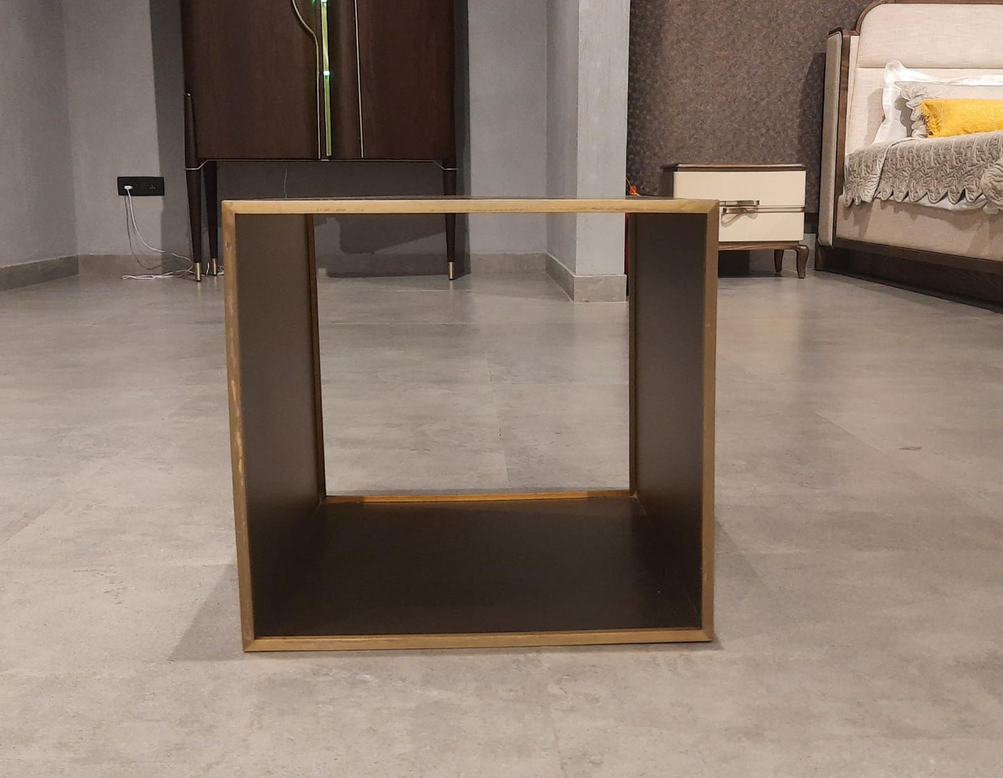 METAL CUBE - SIDE TABLE - IND DASH(BESPOKE)