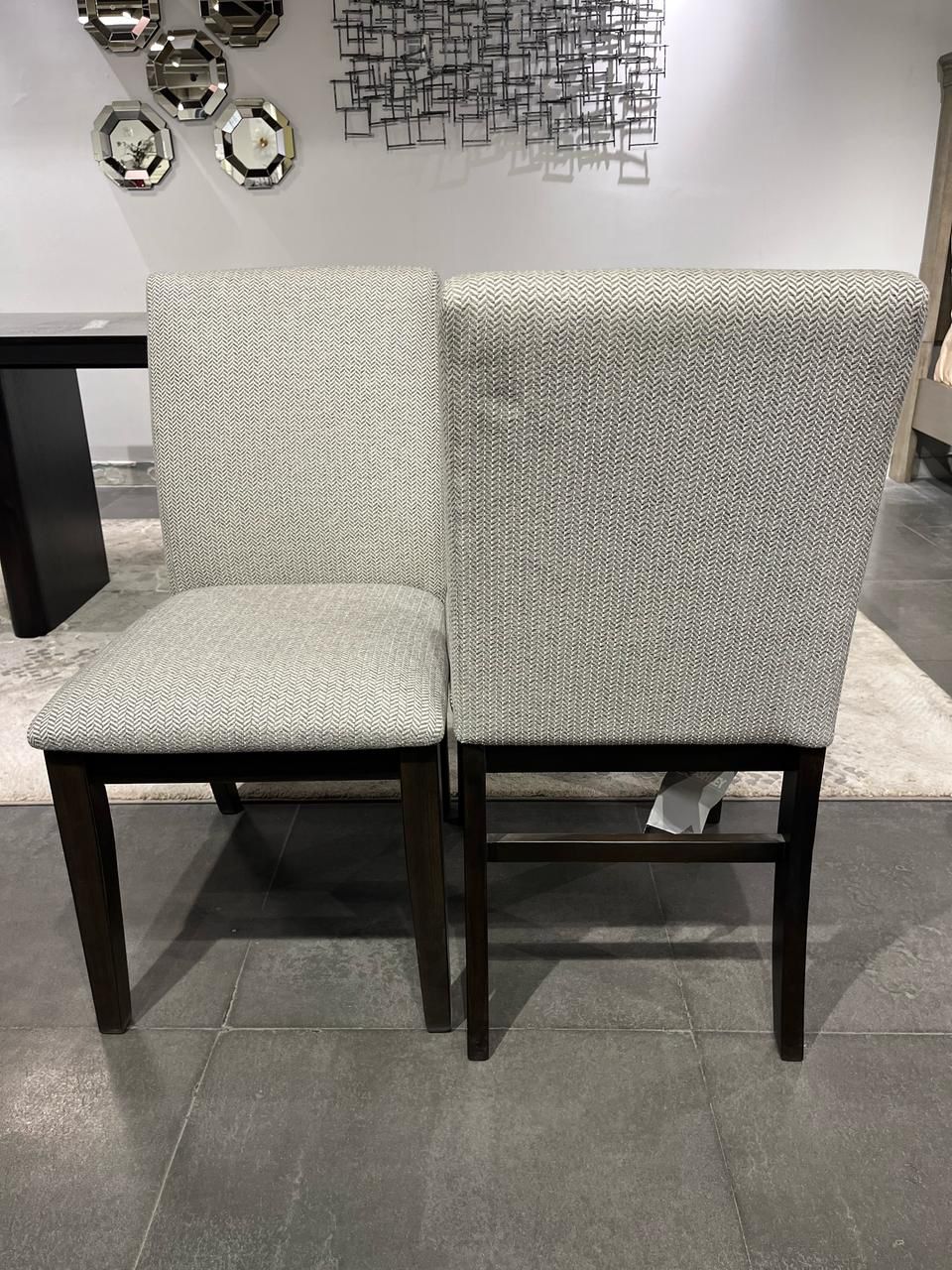 D745-45-01 - DINING SET - WFD