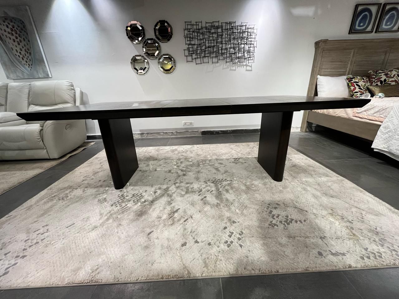 D745-45-01 - DINING SET - WFD