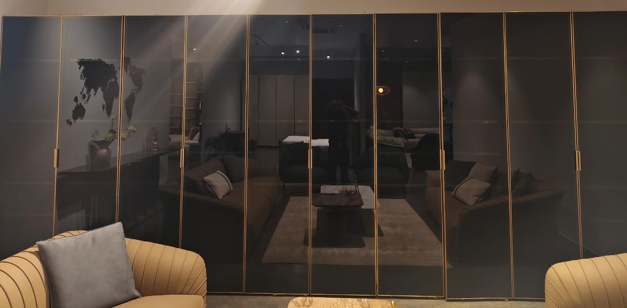 GLASS WARDROBE - NAR DASH(BESPOKE)