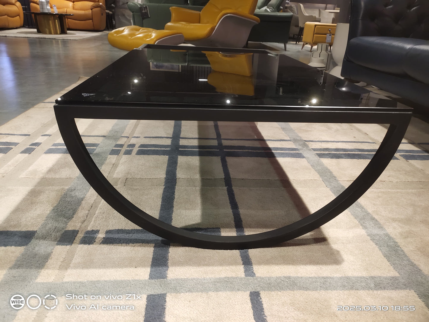 SKINN - COFFEE TABLE - GB