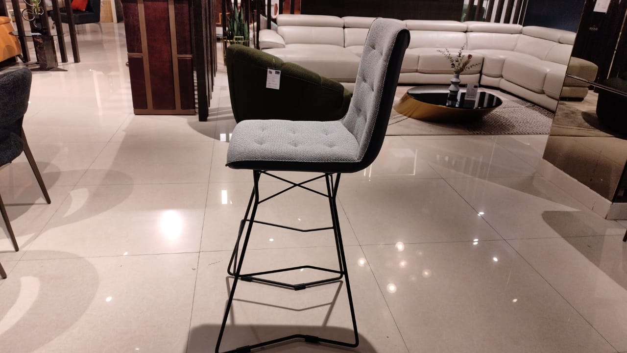 VD9945-B(1) - BARSTOOL - GB