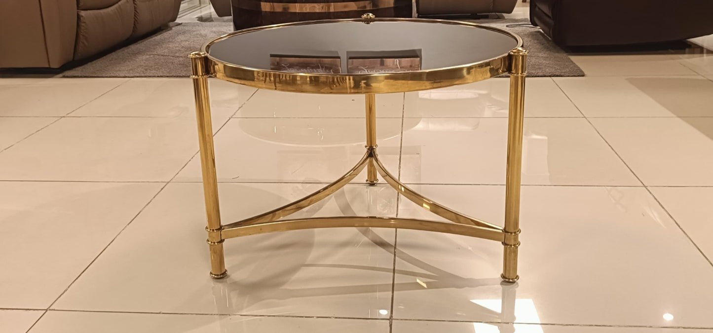 E15857 - END TABLE - BH