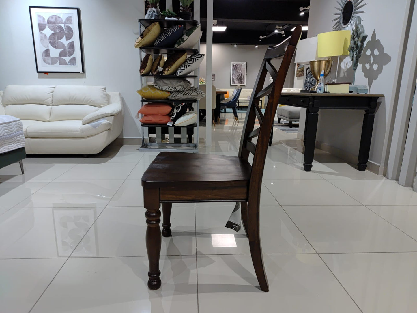 D697-01(1) - DINING CHAIR - BH