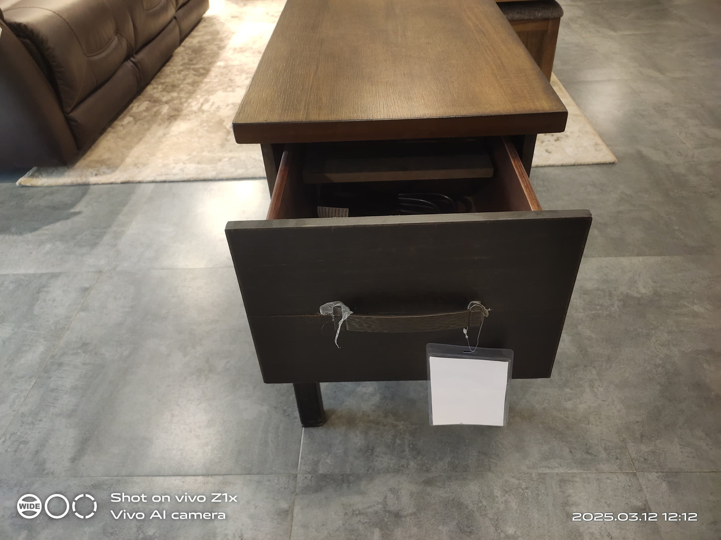 T892-7 - END TABLE - GB