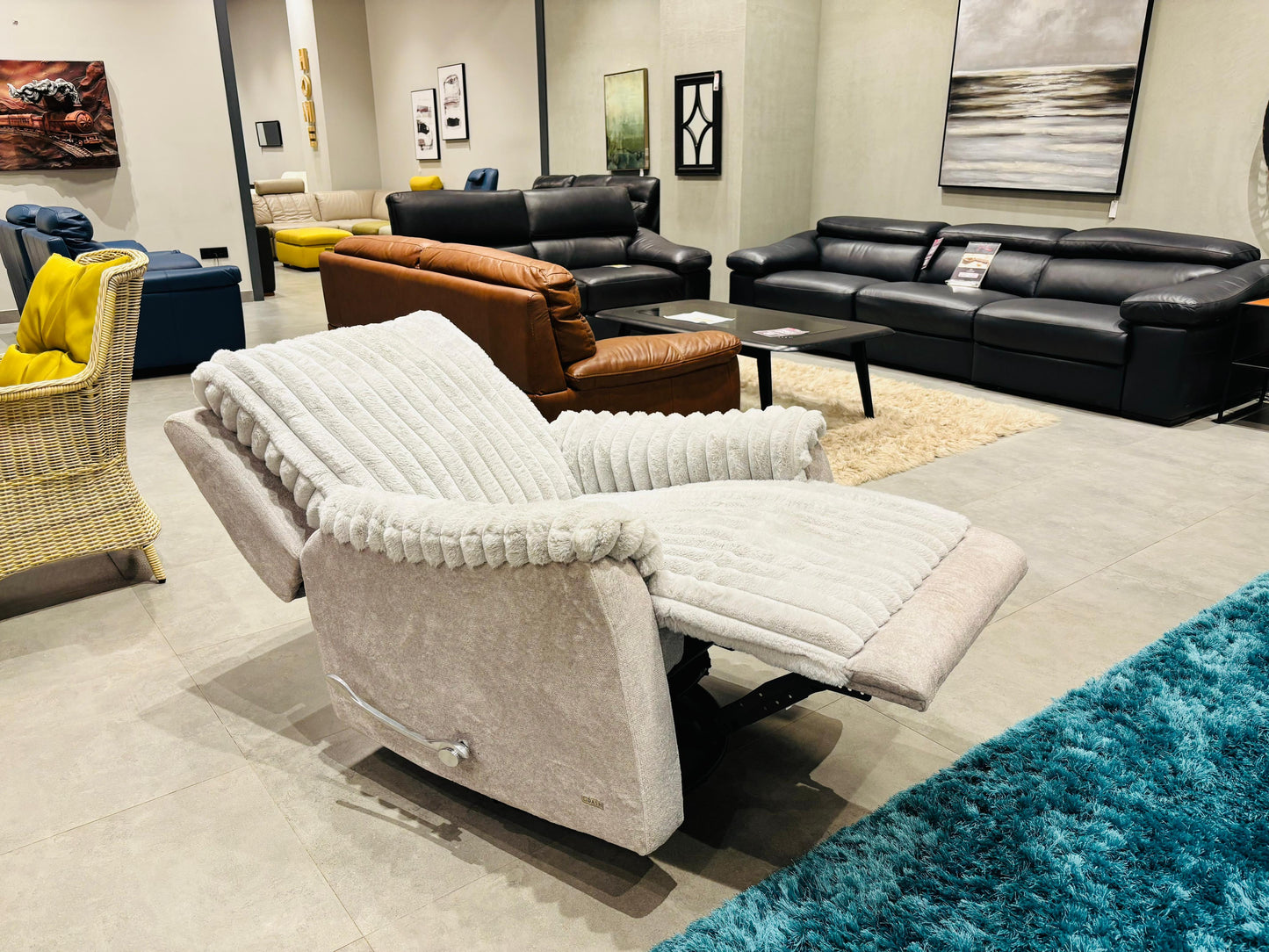 K70783M - 1 SEATER RECLINER(MANUAL) - OUTLET