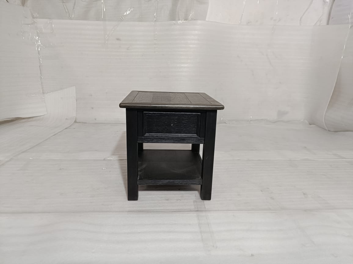 T736-3 - END TABLE - BLR WH
