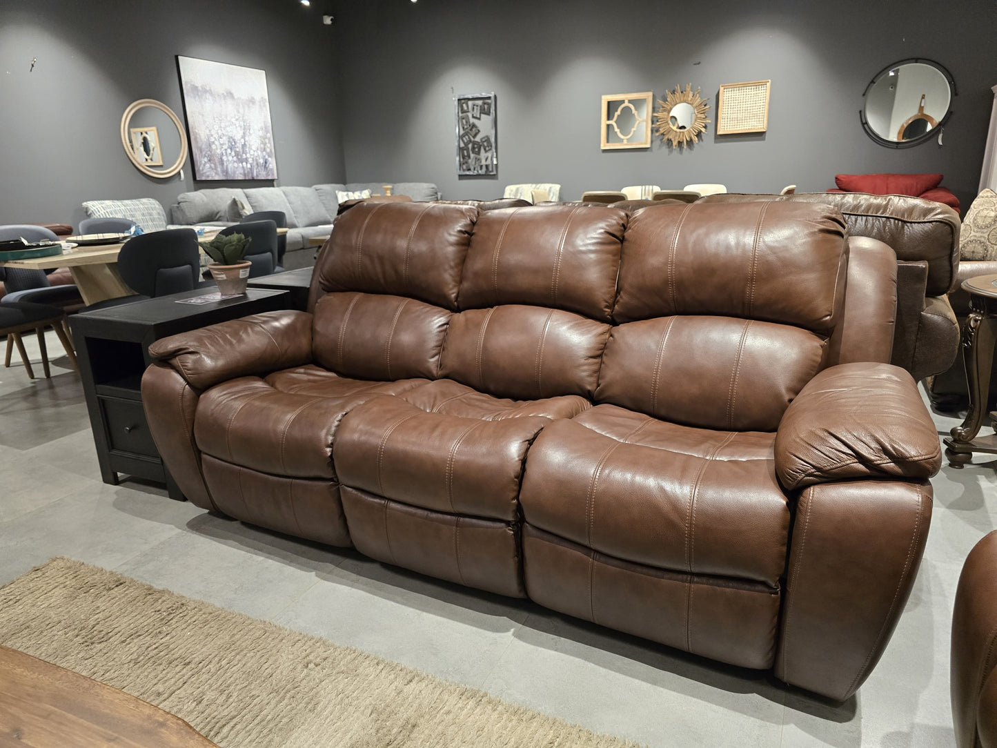 1238(1) - 3 SEATER RECLINER(MANUAL) - OUTLET