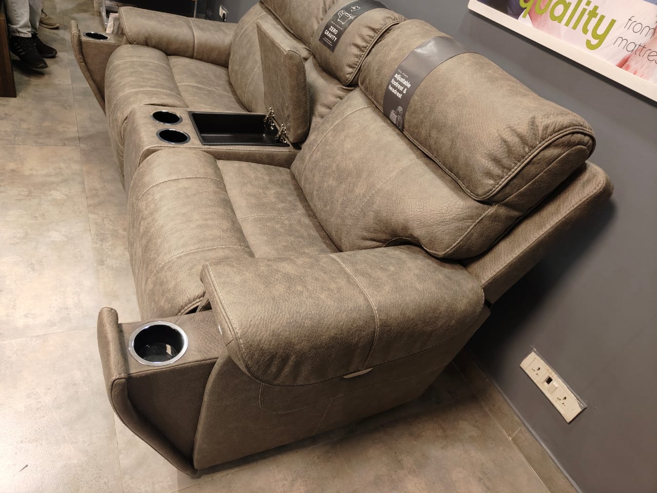 2350158/57/62 - 2 SEATER RECLINER(ELECTRIC) - BSK