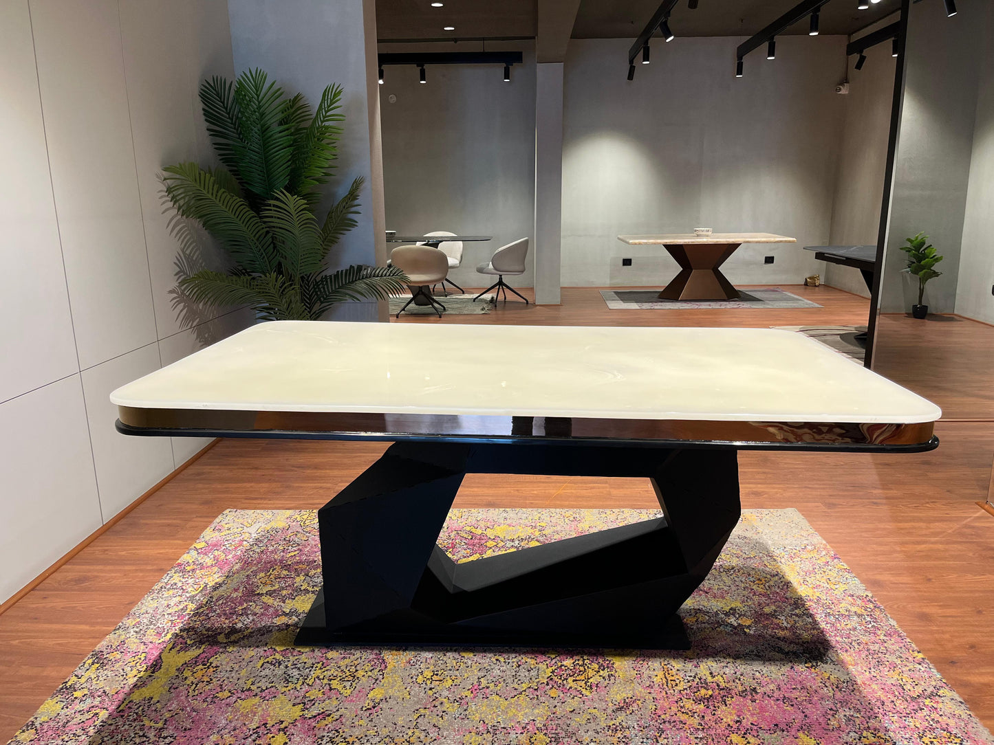 TURKEY - DINING TABLE - HYD DASH(BESPOKE)