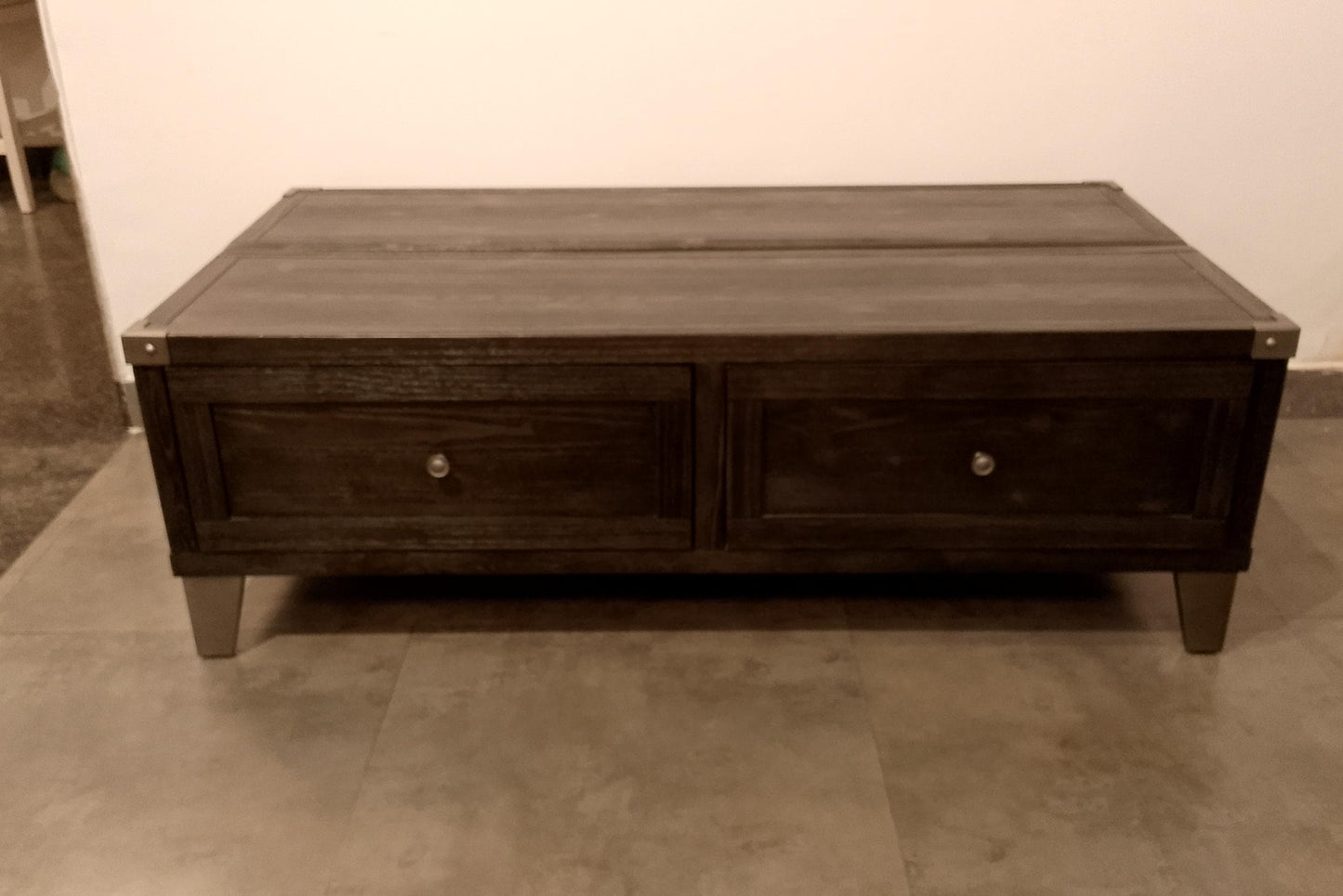 T901-9 - CENTRE TABLE - BSK