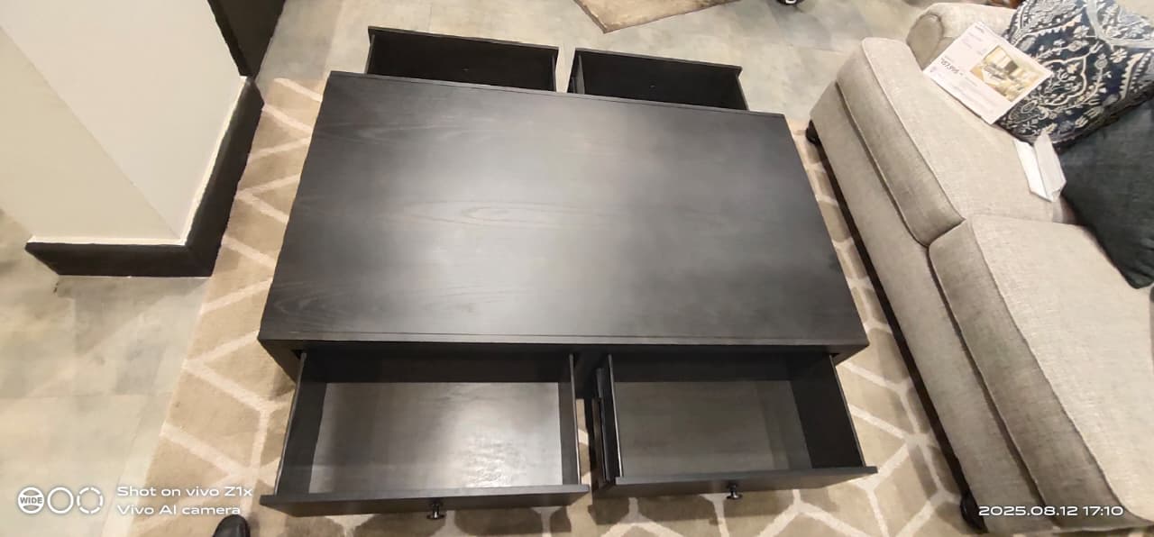 T989-20 - CENTRE TABLE - BH