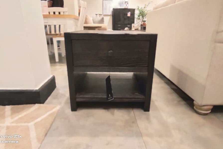 T989-2 - END TABLE - BH