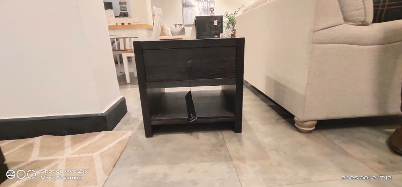 T989-2 - END TABLE - BH