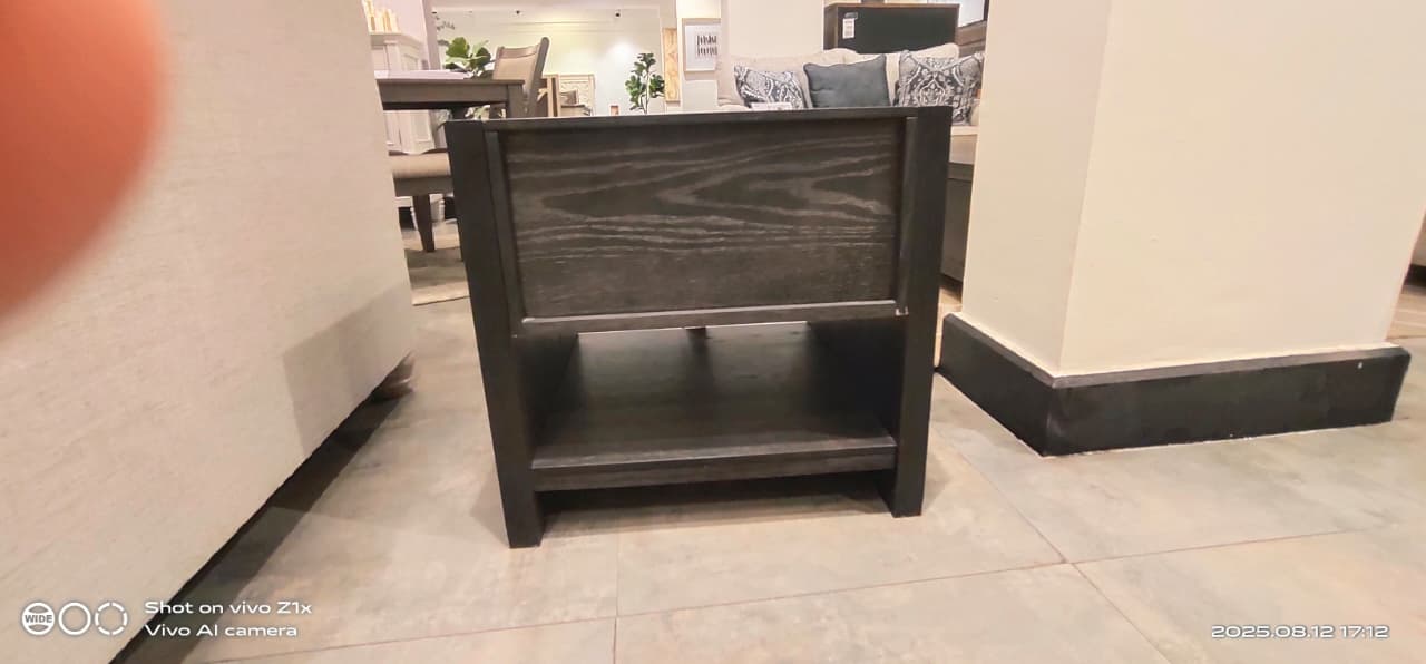 T989-2 - END TABLE - BH