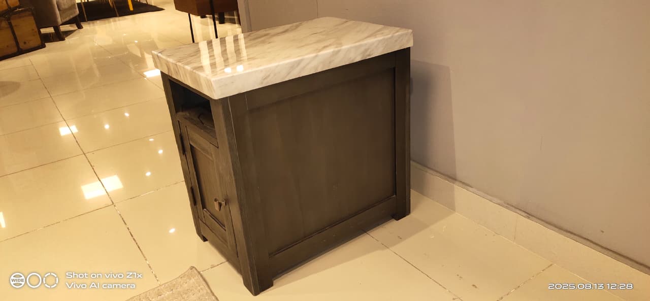T450-3W9(1) - END TABLE - BH (S60059 - 23-05-2026 - MOHD MANSOOR - GB)