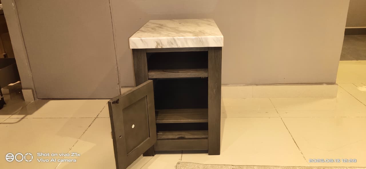T450-3W9(1) - END TABLE - BH (S60059 - 23-05-2026 - MOHD MANSOOR - GB)
