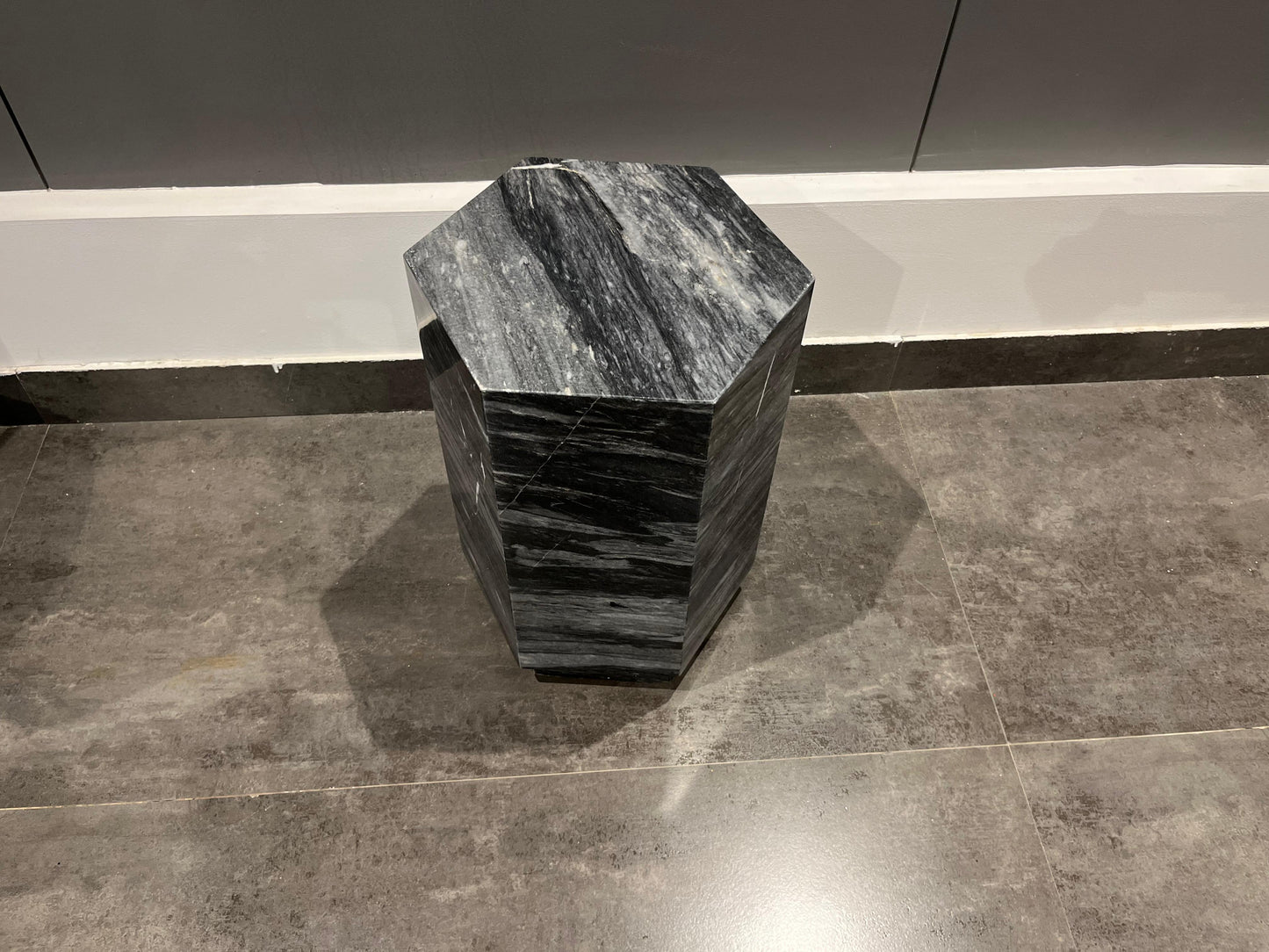 BBJ030 - SIDE TABLE - NAR