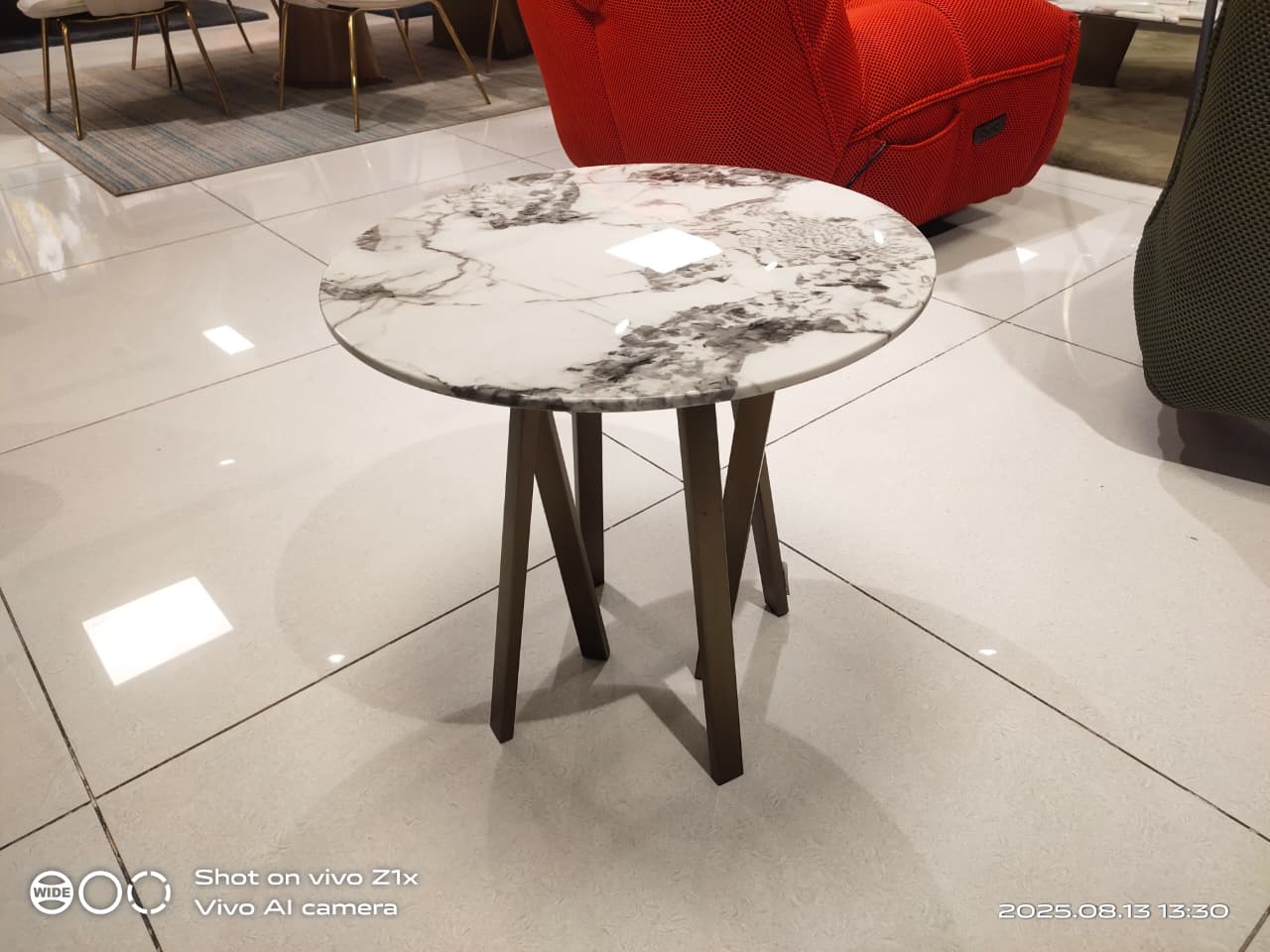 ET-AE 20029-001+DB - SIDE TABLE - BH