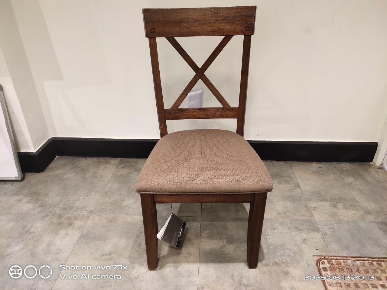 D662-01(4)  - DINING CHAIR - BH