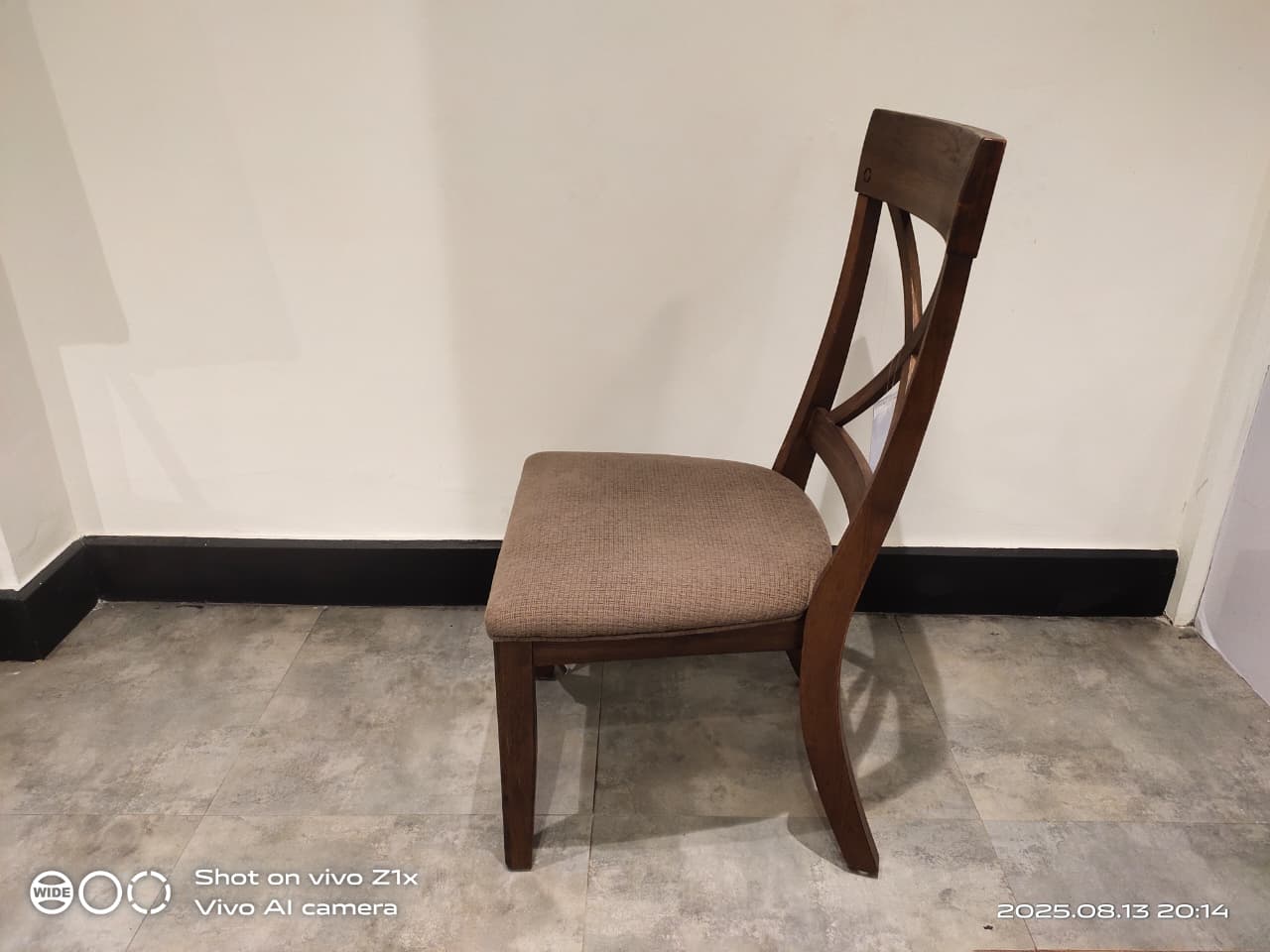 D662-01(4)  - DINING CHAIR - BH