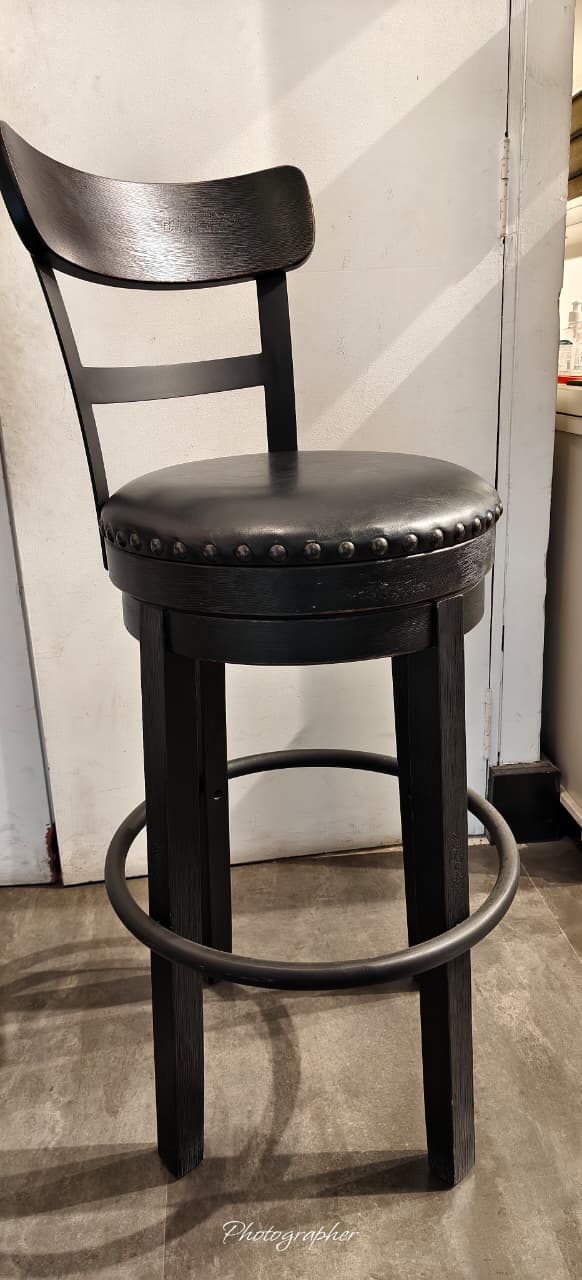 D546-630(1) - BAR STOOL - MDP