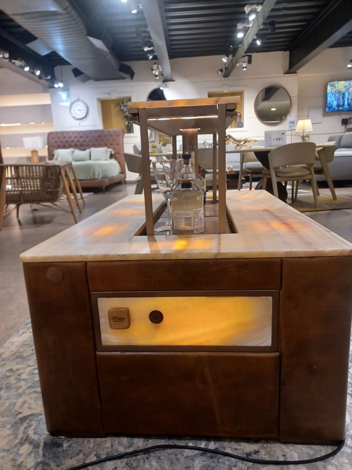 D WINE - CENTRE TABLE - WFD