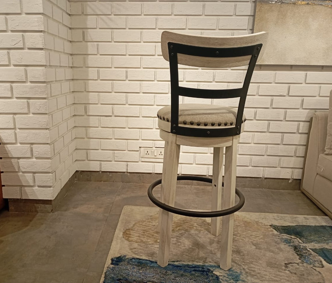 D546-530(3) - BARSTOOL - BSK