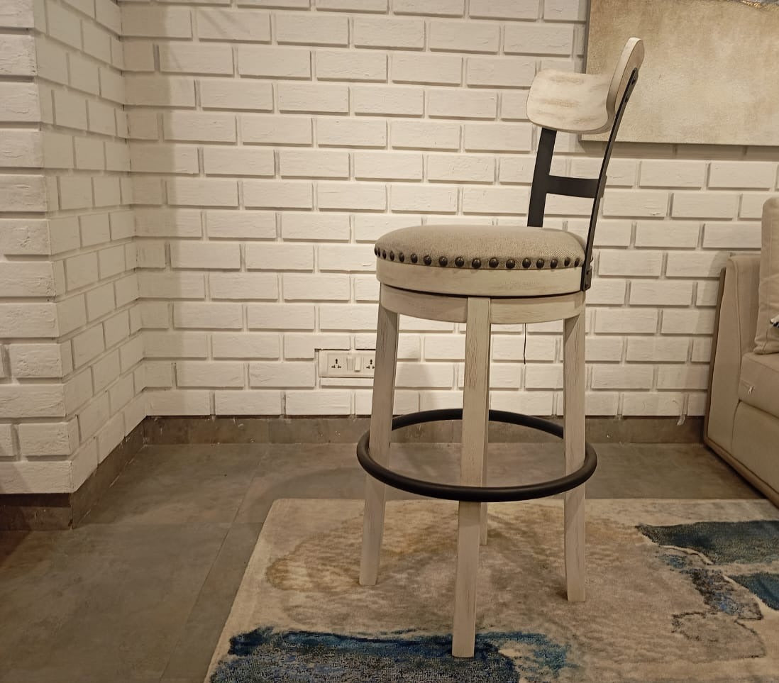 D546-530(3) - BARSTOOL - BSK