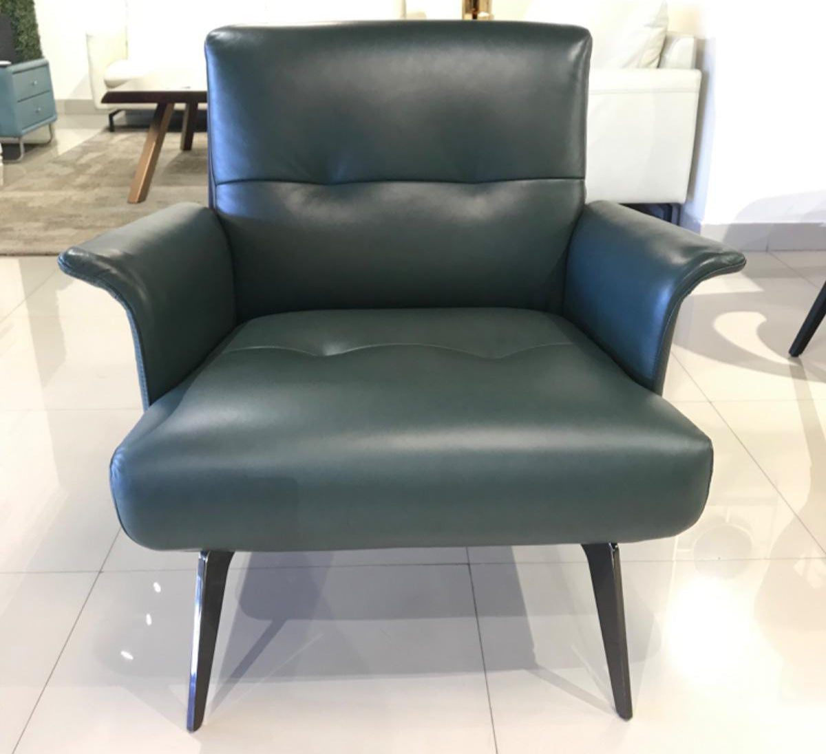 A052(1) - ACCENT CHAIR - BTM (S59028 - 09-05-2026 - Novel Prakash - BTM)