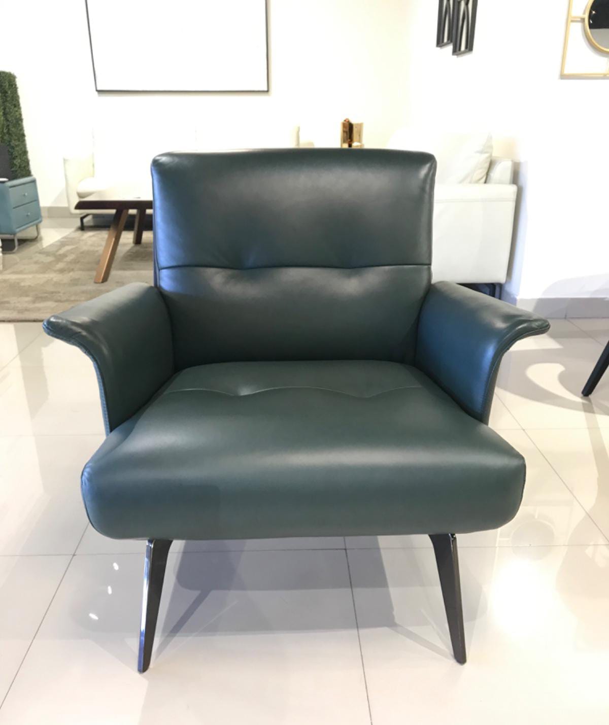 A052(1) - ACCENT CHAIR - BTM (S59028 - 09-05-2026 - Novel Prakash - BTM)