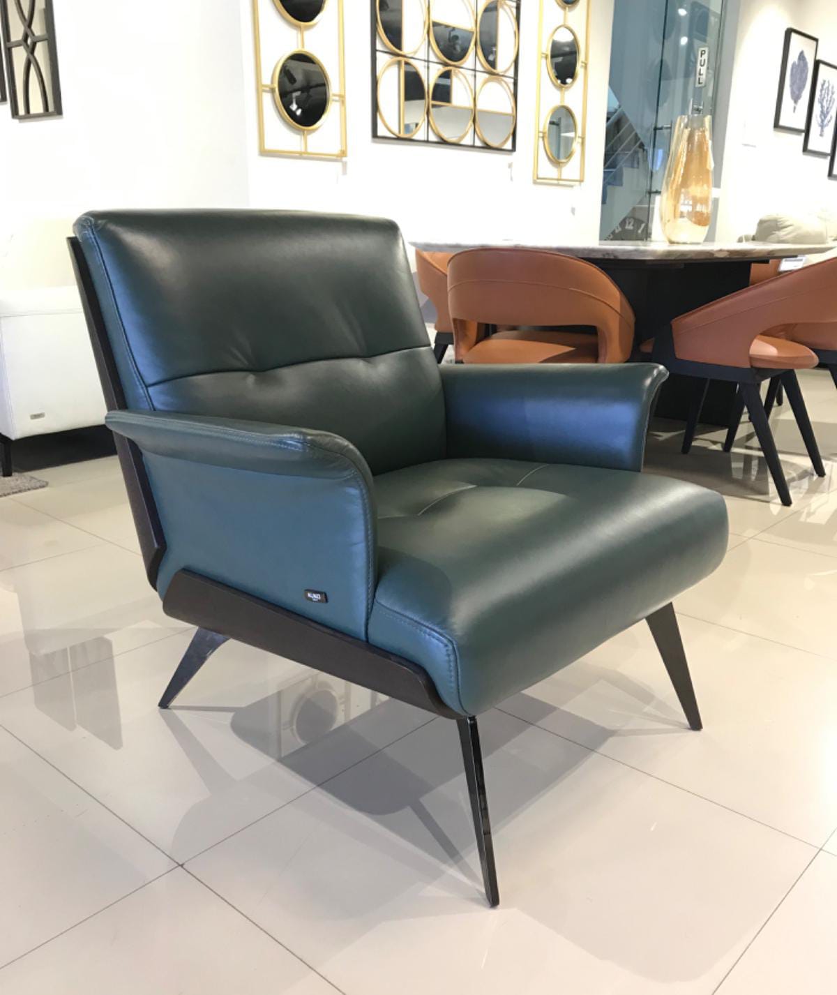 A052(1) - ACCENT CHAIR - BTM (S59028 - 09-05-2026 - Novel Prakash - BTM)