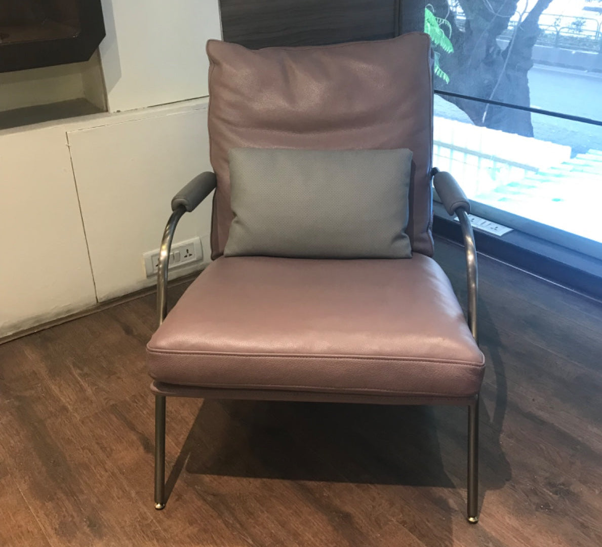 A9613 - ACCENT CHAIR - BTM