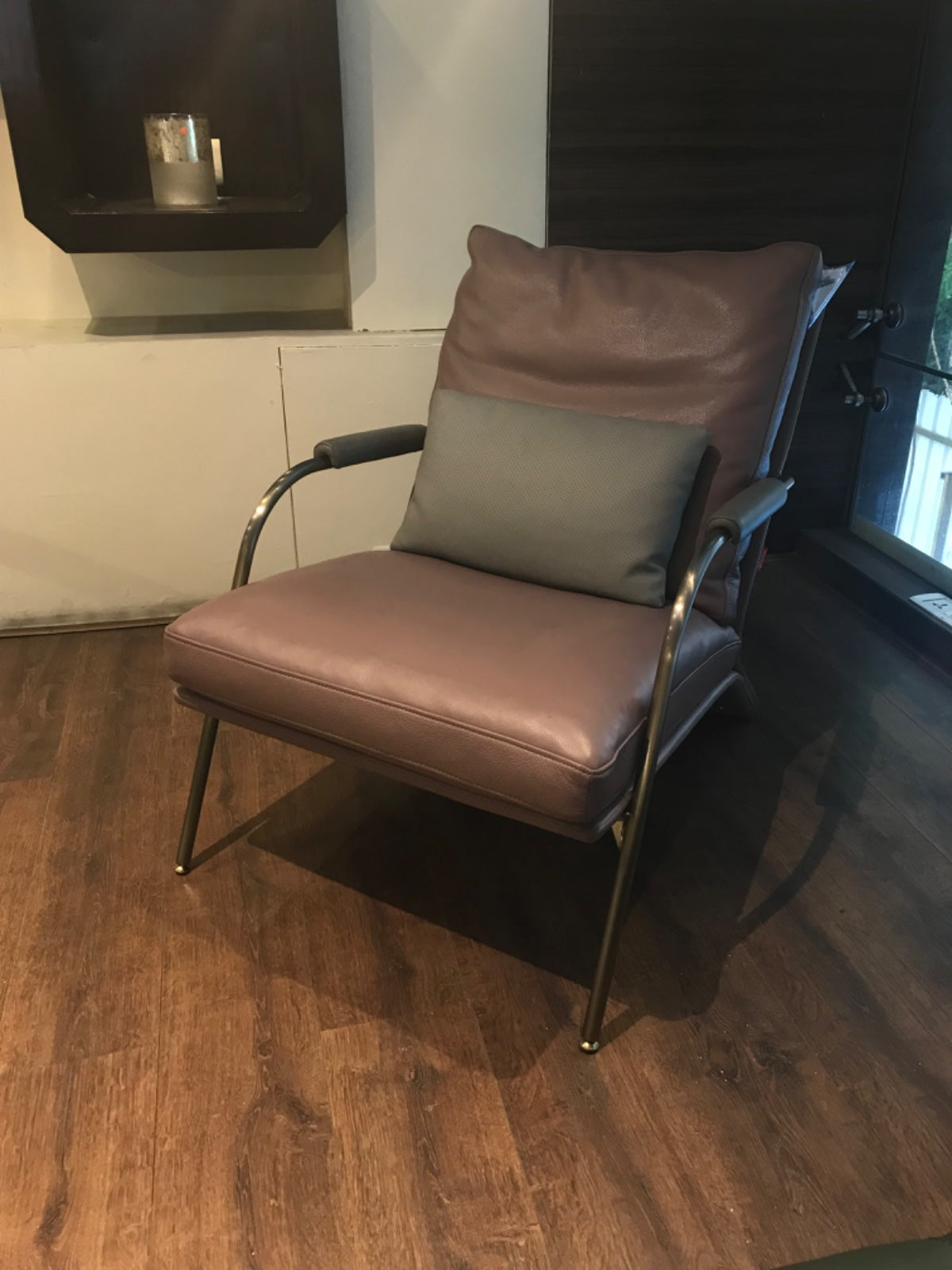 A9613 - ACCENT CHAIR - BTM