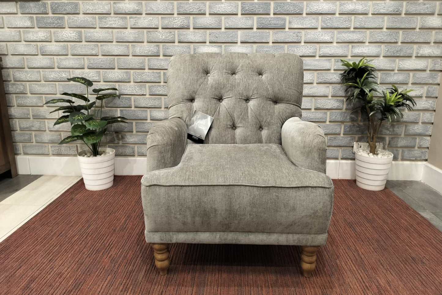 A3000200 - ACCENT CHAIR - MUM