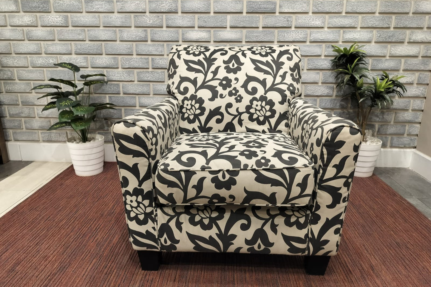7340321 - ACCENT CHAIR - MUM