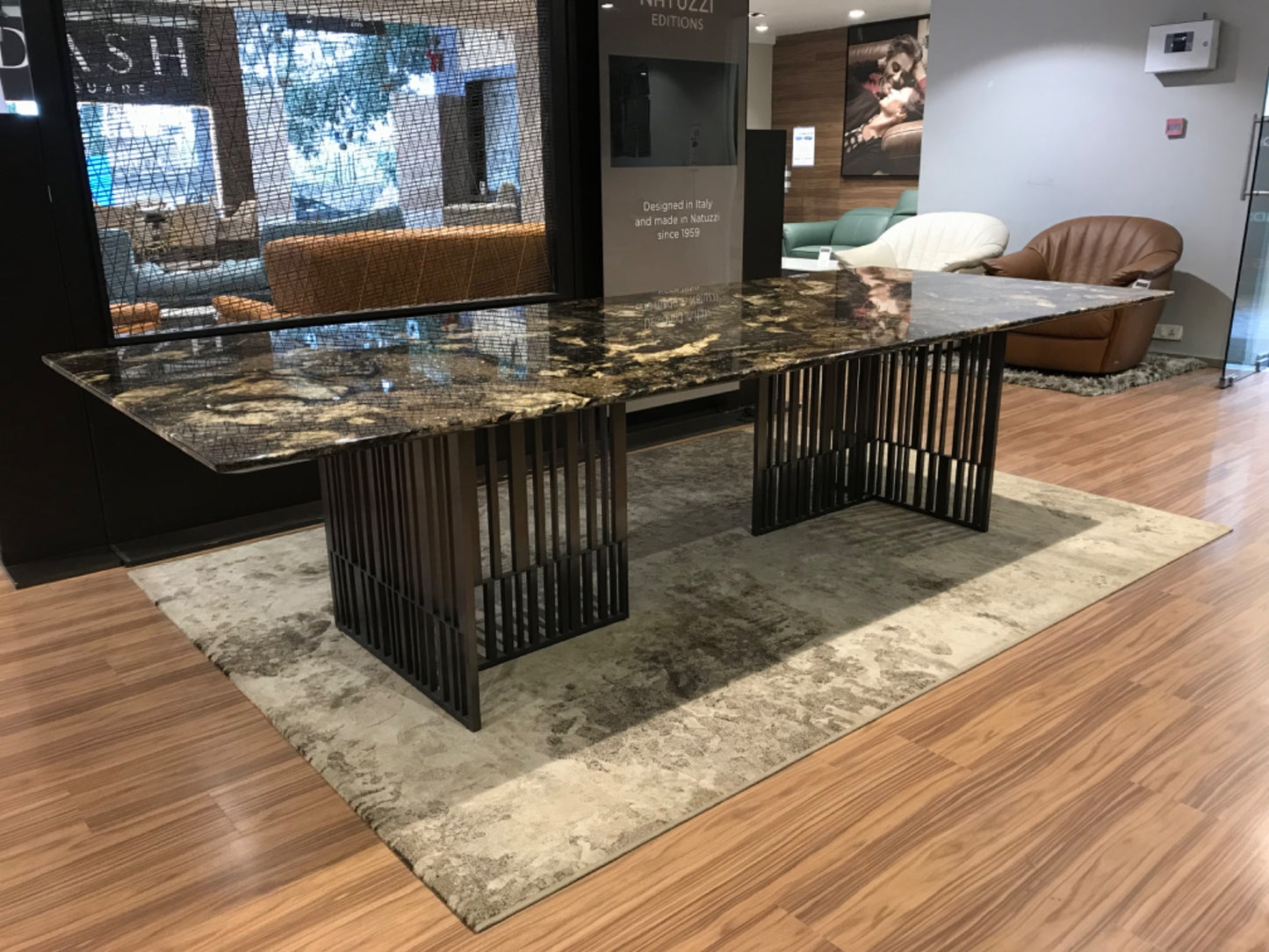 T36 - DINING TABLE - BTM