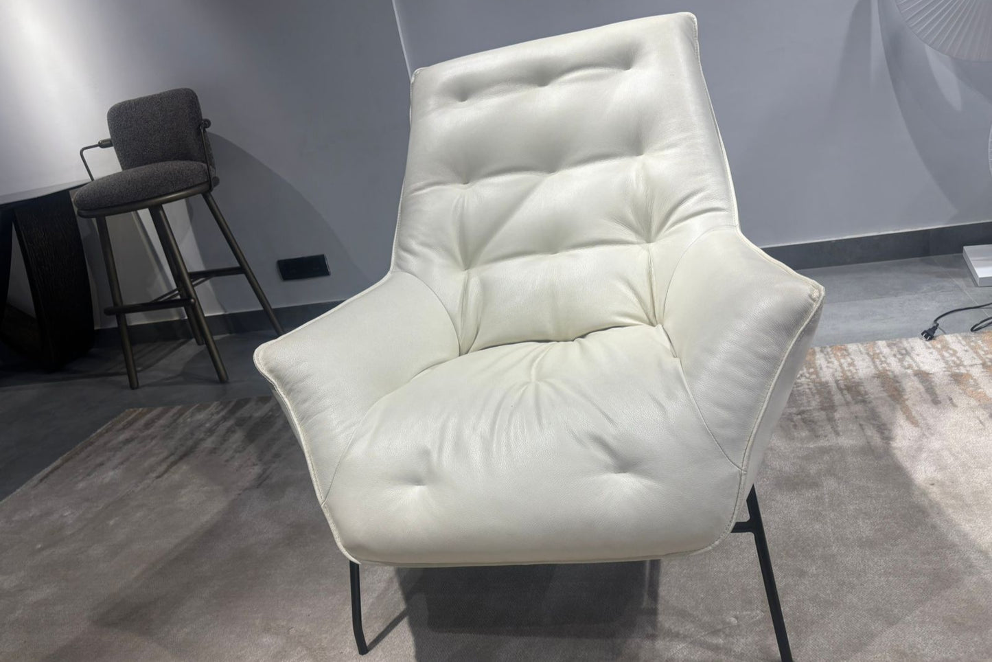 A1118(1) - ACCENT CHAIR - WFD