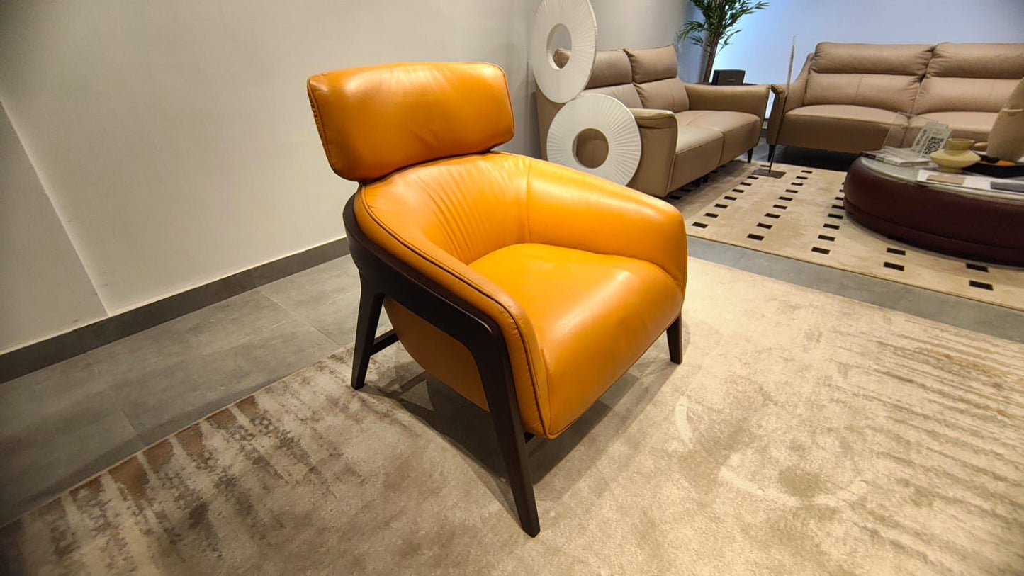 A993(1) - ACCENT CHAIR - WFD