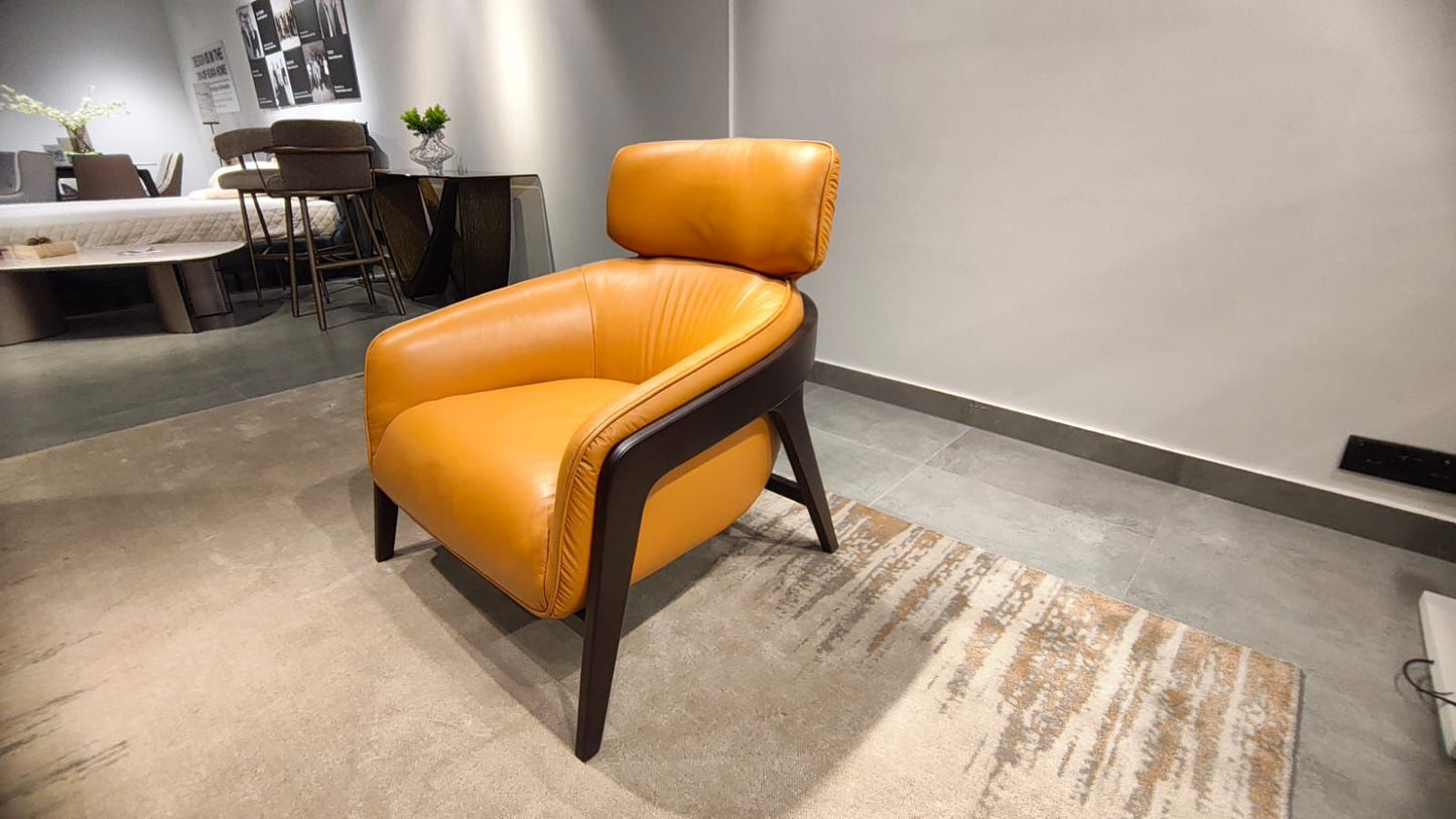 A993(1) - ACCENT CHAIR - WFD