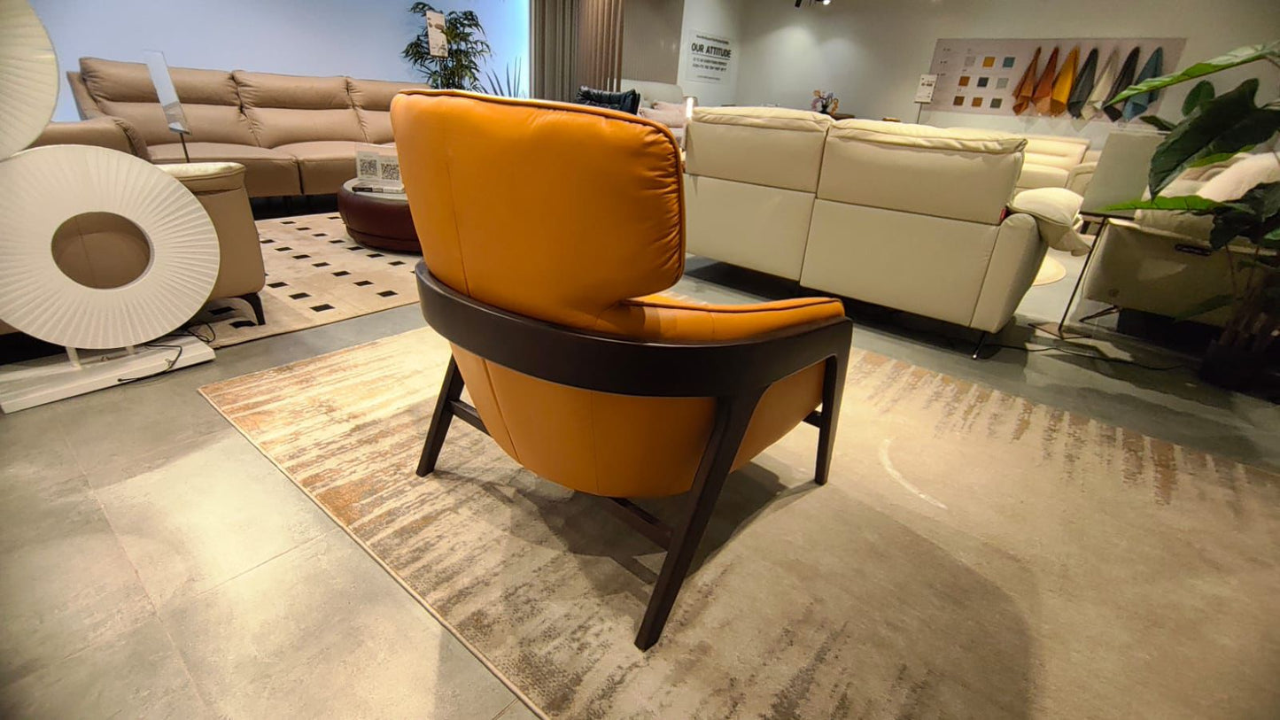 A993(1) - ACCENT CHAIR - WFD