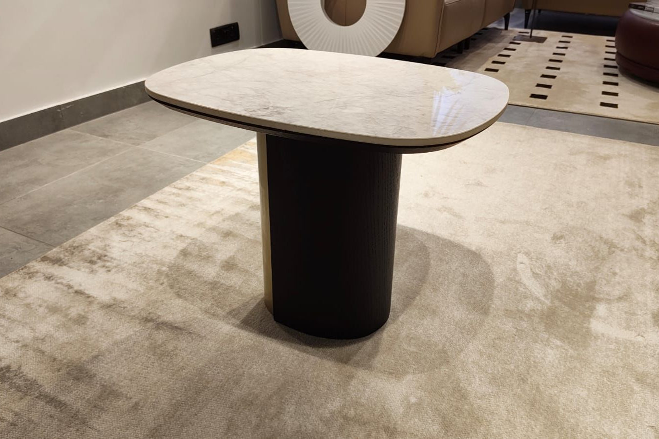 AJ2290B-1 - SIDE TABLE - WFD
