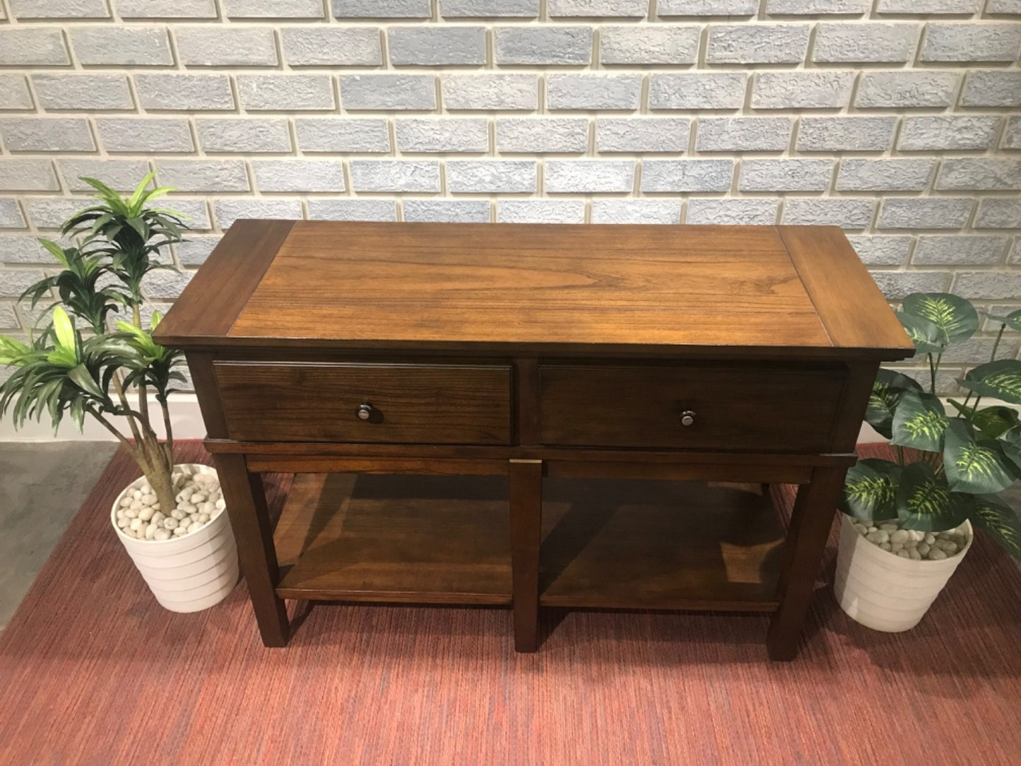 T845-4 - CONSOLE TABLE - MUM